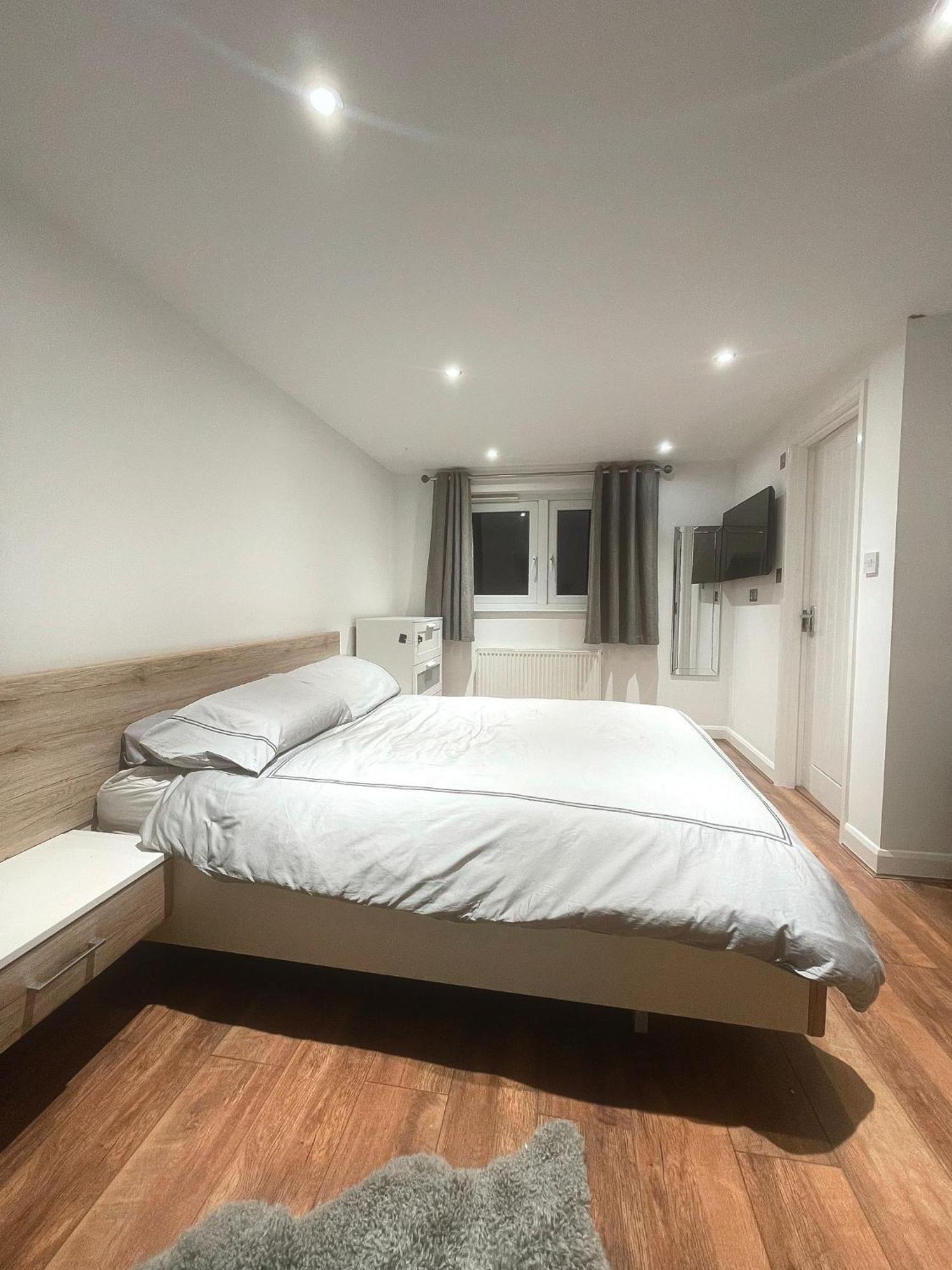 Spacious Private Room In Vibrant South London Thornton Heath Экстерьер фото